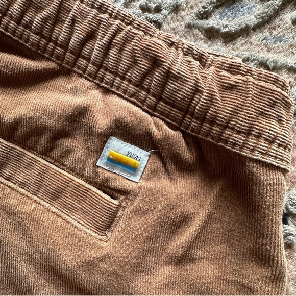 VUORI Optimist Short in Camel Brown Sz. XXL - Picture 7 of 12